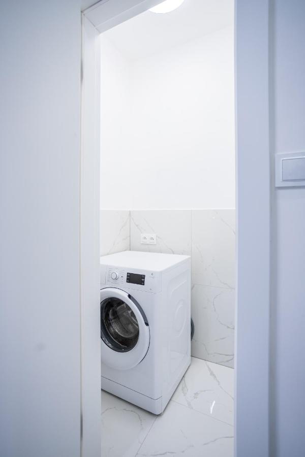 Flatbook - City Center Apartments Zabi Kruk 格但斯克 外观 照片